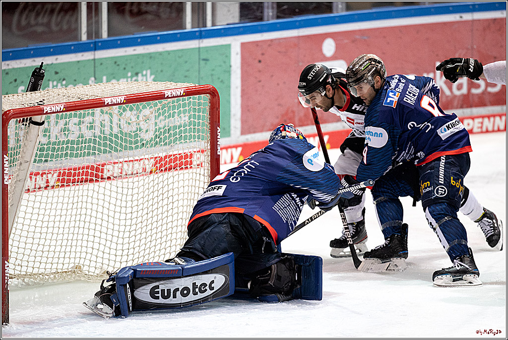 PENNY DEL;  Iserlohn Roosters - Koelner Haie; Koeln, 05.12.2021